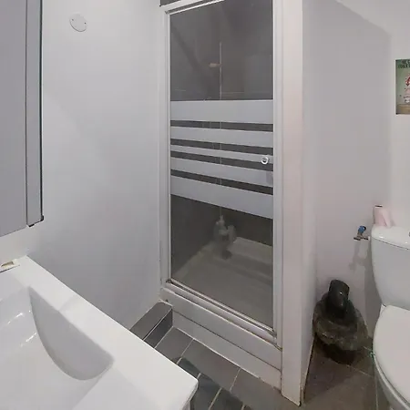 3 Bedroom Lovely In Dunkerque Ferienhaus *